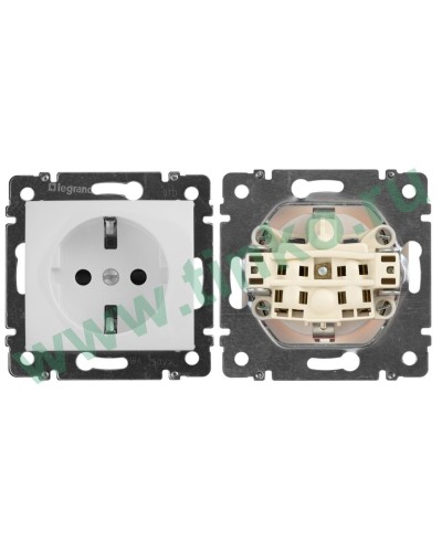 Розетка Valena 2К+3 10/16А, белый (774420). Розетка. LegranD в Кургане